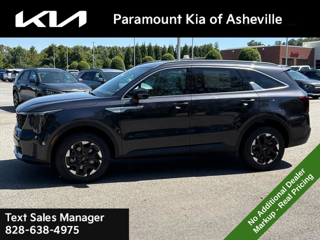 New 2026 Kia Sorento S image 3
