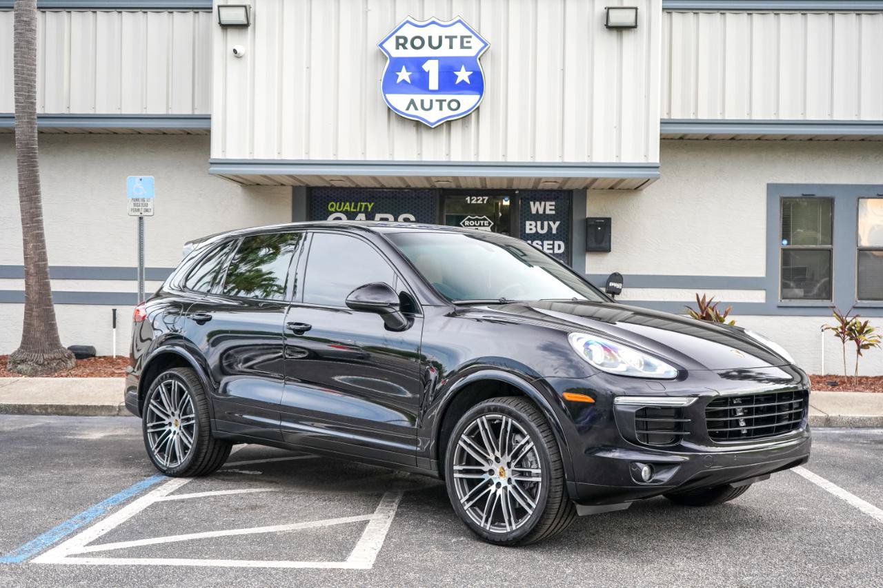 Used 2018 Porsche Cayenne Platinum Edition w/ Premium Package AWD/4WD image 4