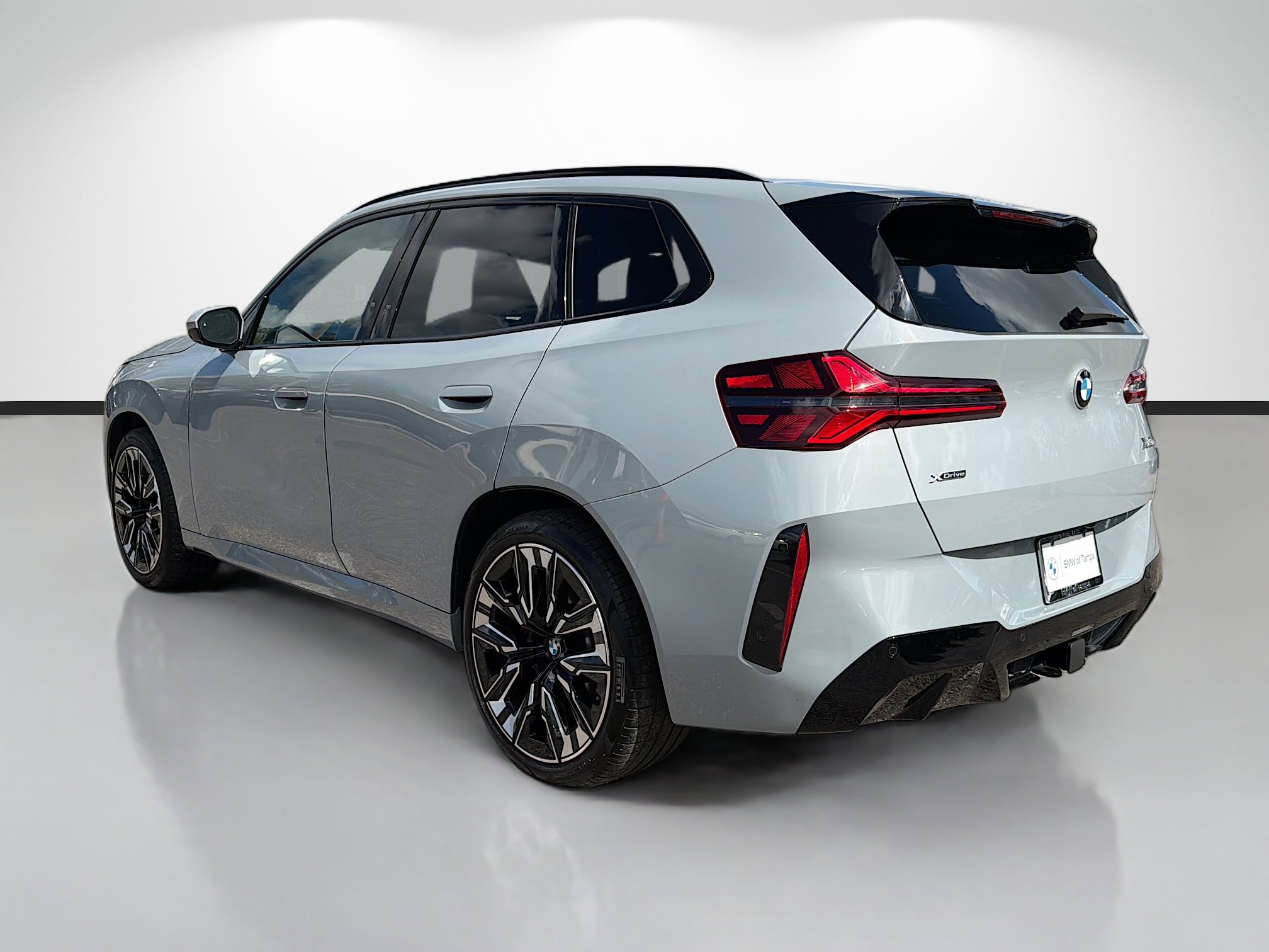 Used 2025 BMW X3 xDrive30i w/ Premium Package image 5