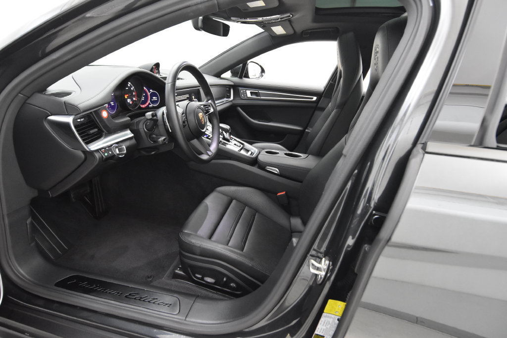 Used 2023 Porsche Panamera 4 Platinum Edition AWD/4WD image 28
