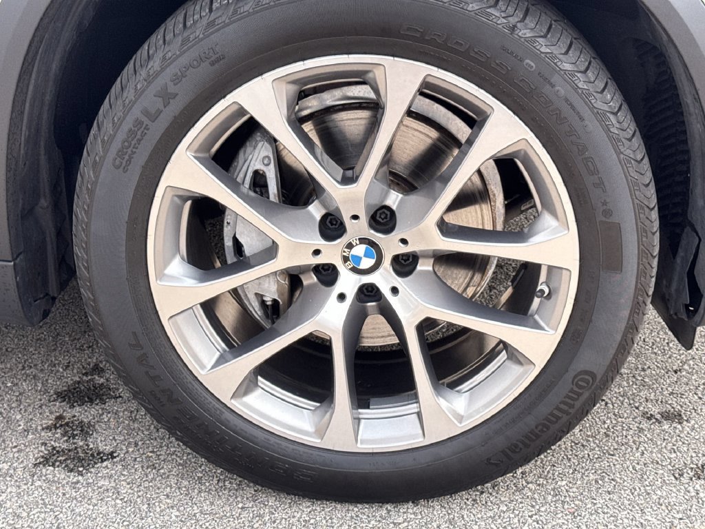 Used 2024 BMW X5 xDrive40i w/ Climate Comfort Package AWD/4WD image 19