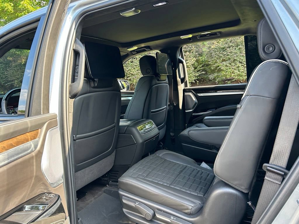 Used 2025 Cadillac Escalade Sport Platinum w/ LPO, ONYX Package RWD image 55