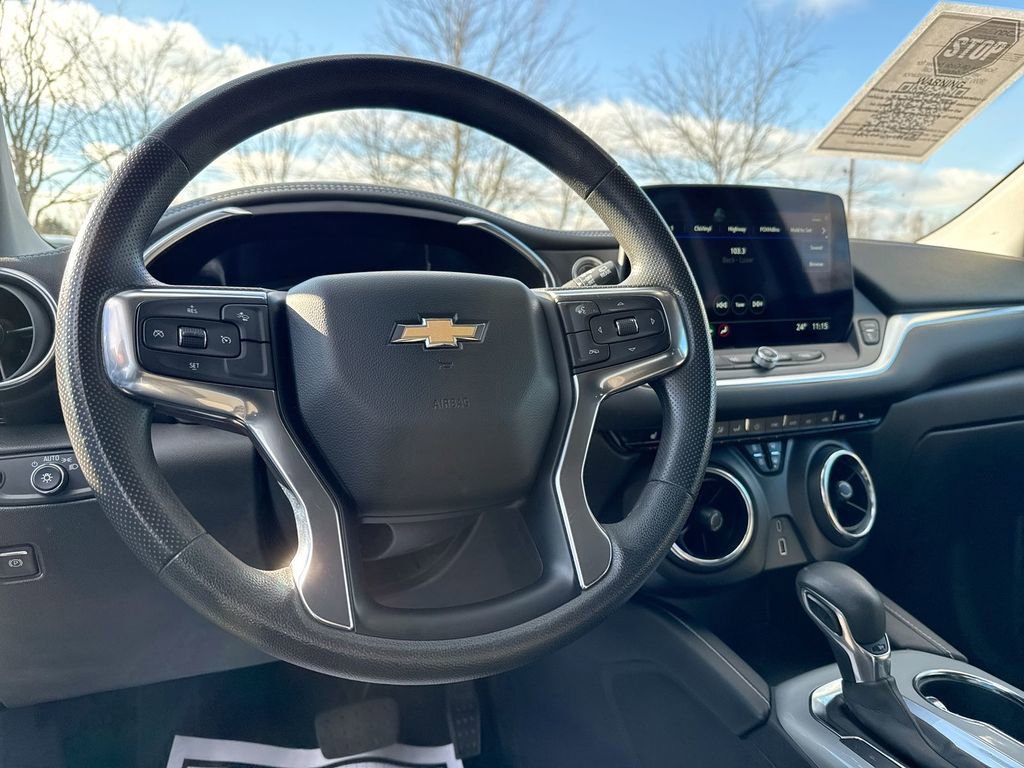 Used 2024 Chevrolet Blazer LT image 19