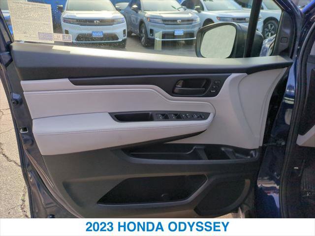 Used 2023 Honda Odyssey EX-L image 12