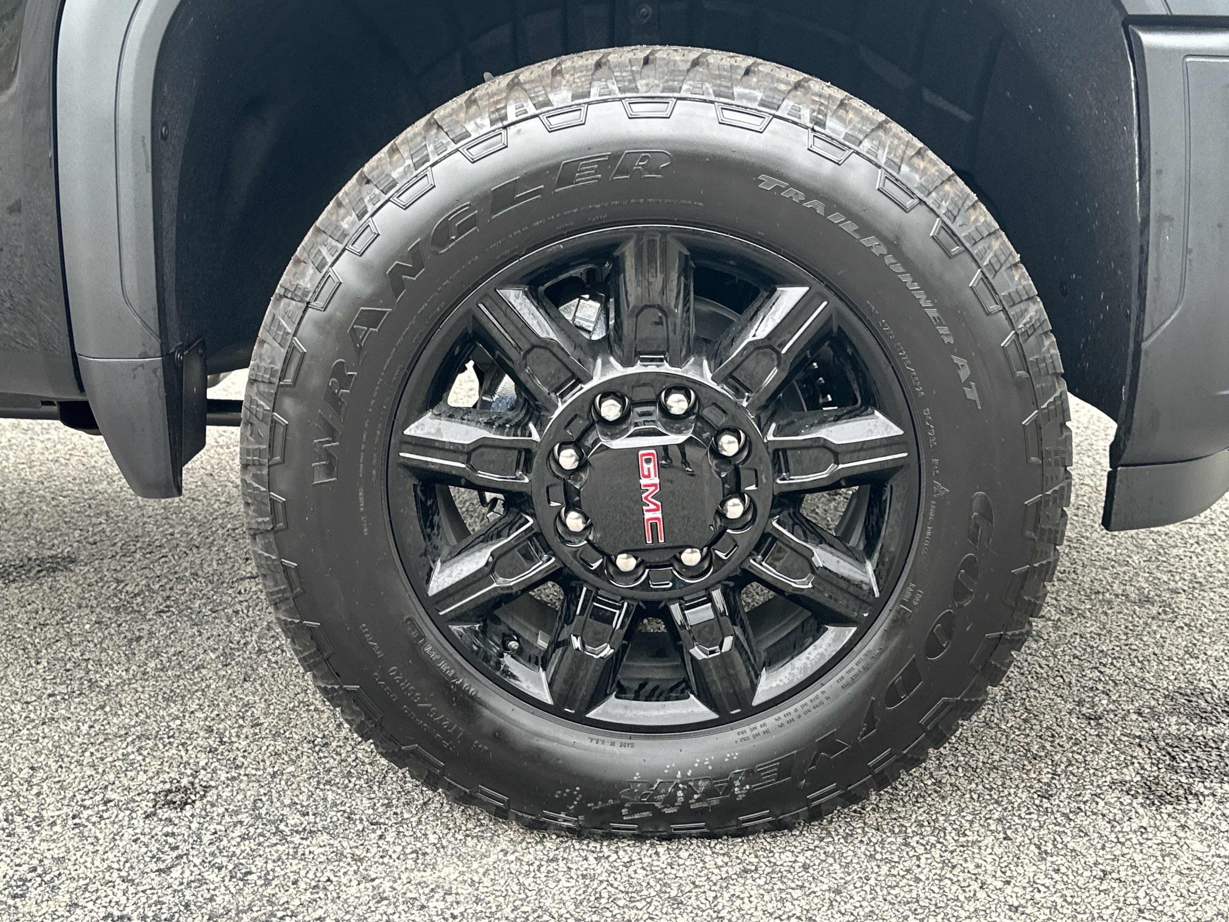 New 2026 GMC Sierra 2500 AT4 w/ AT4 Preferred Package image 12