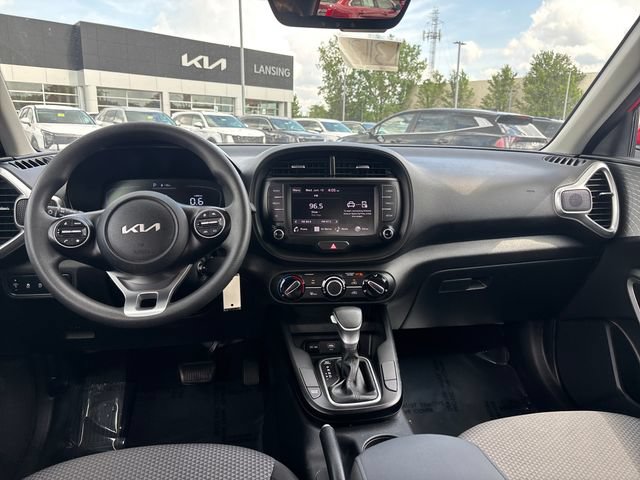 Used 2023 Kia Soul LX FWD image 15