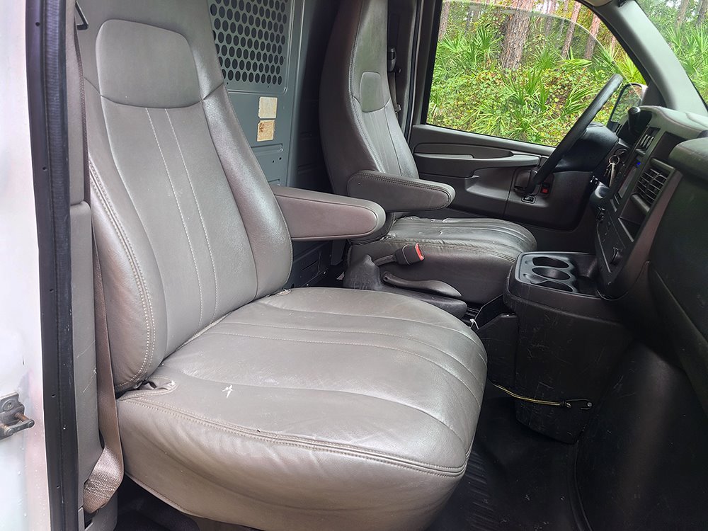 Used 2014 Chevrolet Express 1500 image 12