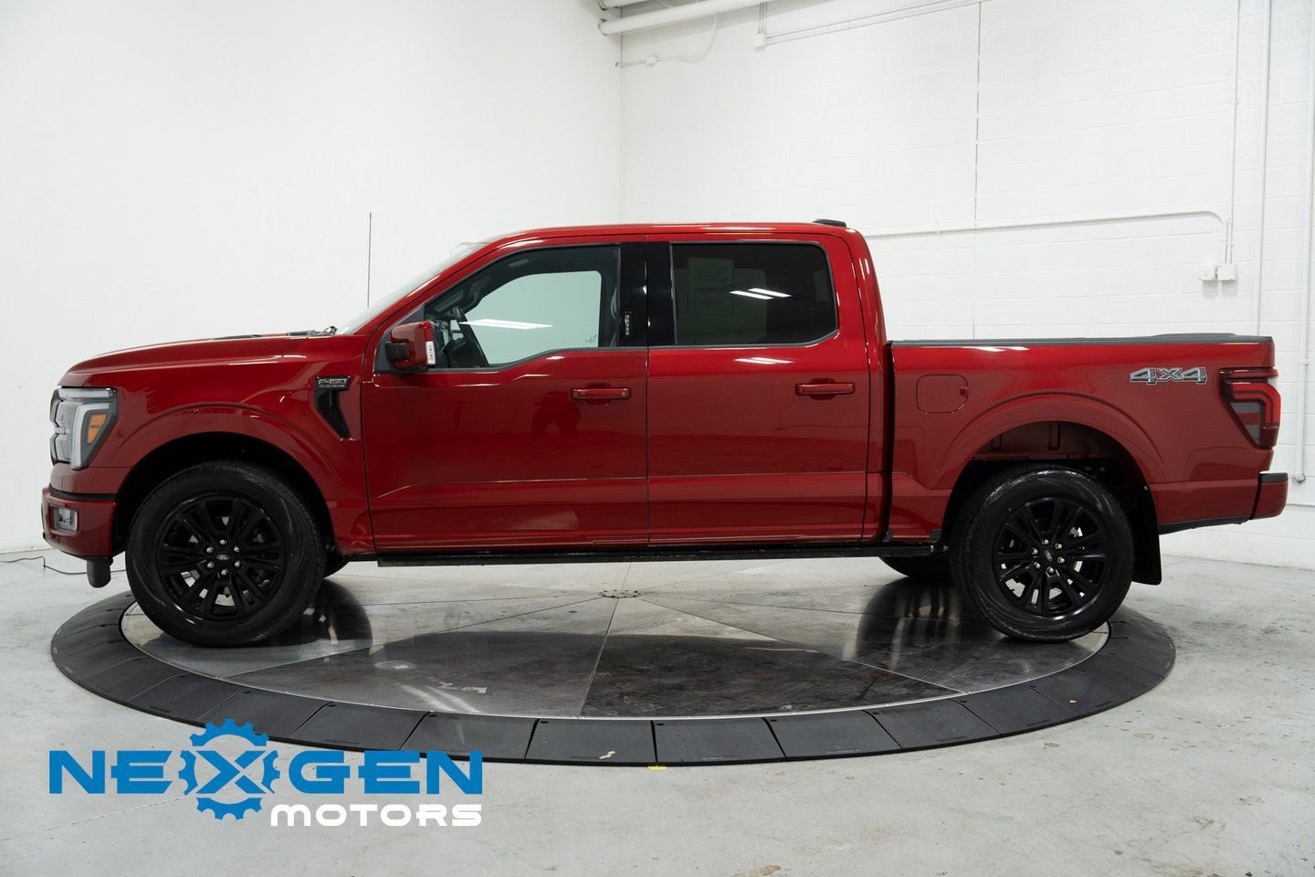 Used 2024 Ford F150 Platinum image 31