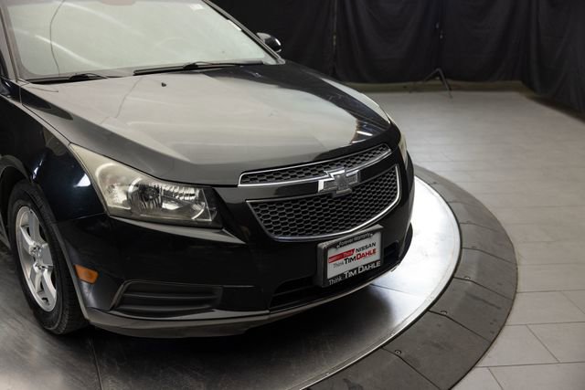 Used 2014 Chevrolet Cruze LT image 2