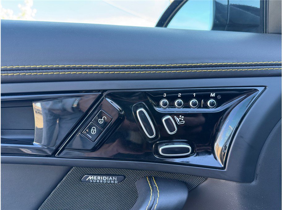 Used 2018 Jaguar F-TYPE 400 Sport image 20