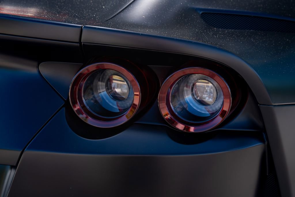 Used 2023 Ferrari 812 GTS RWD image 13