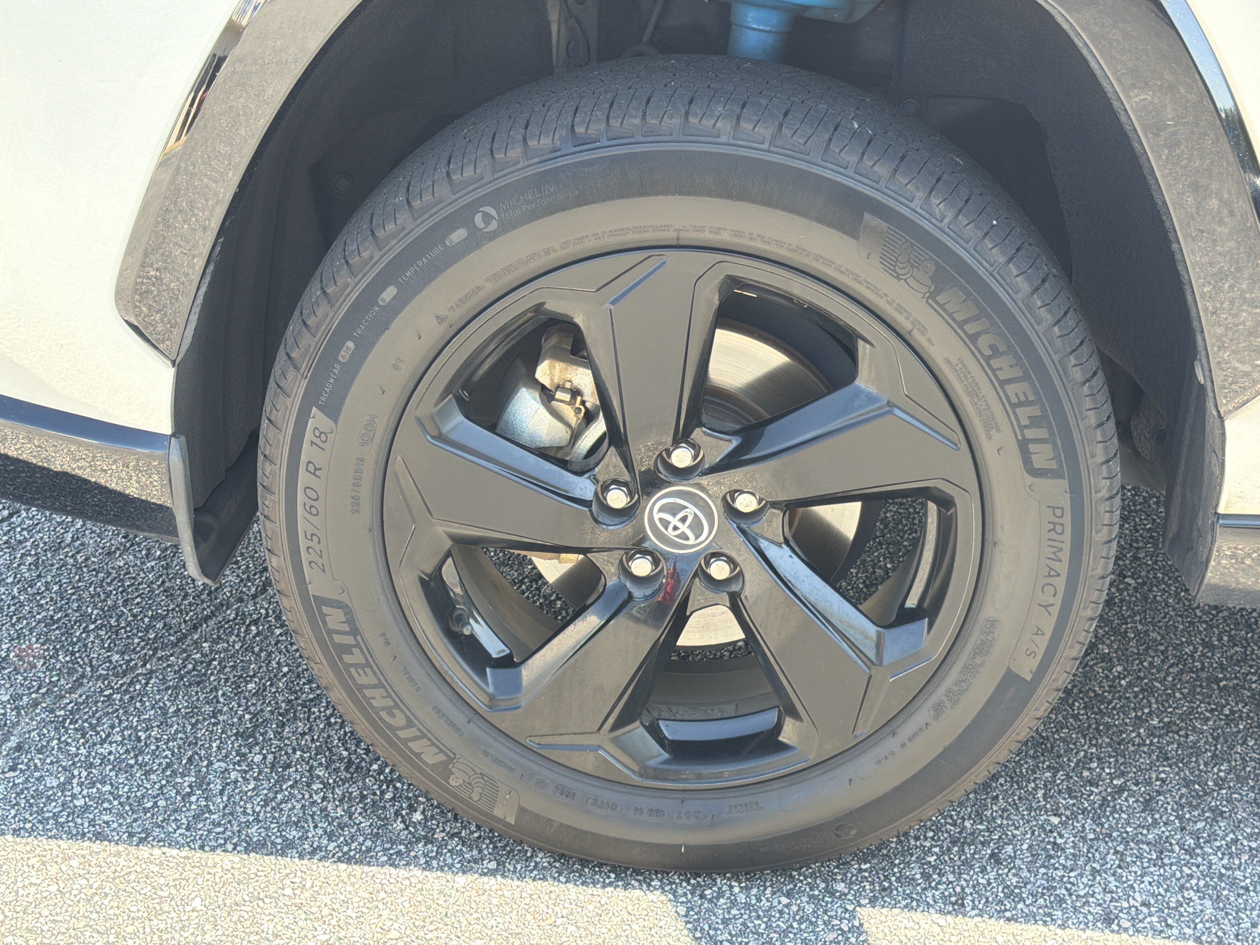 Used 2020 Toyota RAV4 XSE w/ XSE Grade Weather Package AWD/4WD image 30