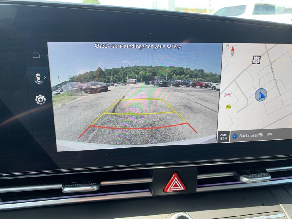 Used 2024 Hyundai Elantra SEL FWD image 22