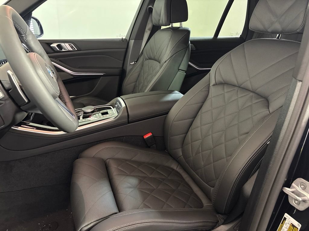 New 2026 BMW X5 xDrive40i w/ M Sport Package AWD/4WD image 27