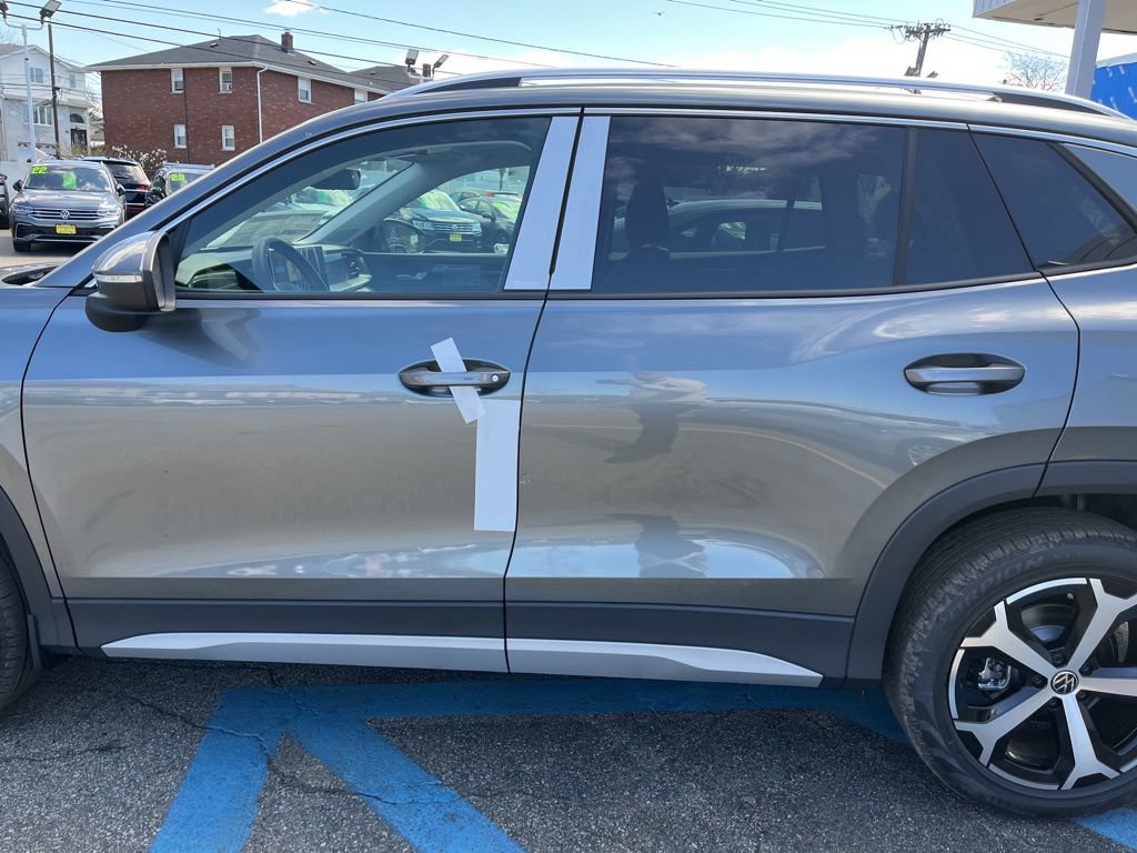 New 2026 Volkswagen Tiguan SE AWD/4WD image 19