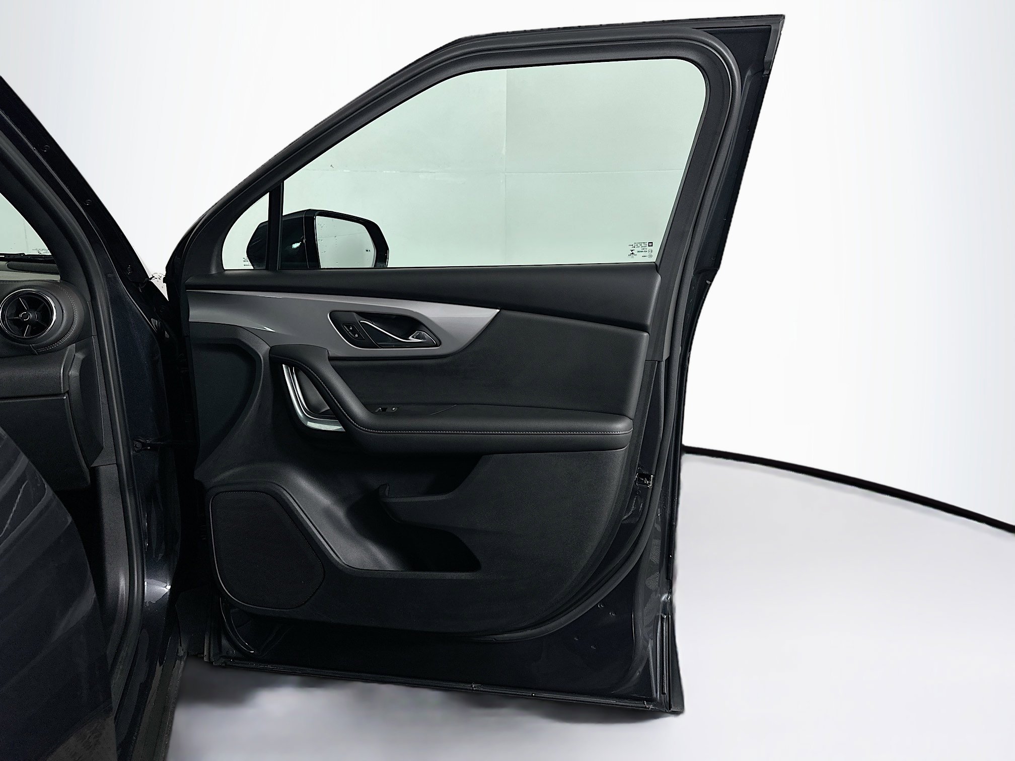 Used 2022 Chevrolet Blazer LT image 31