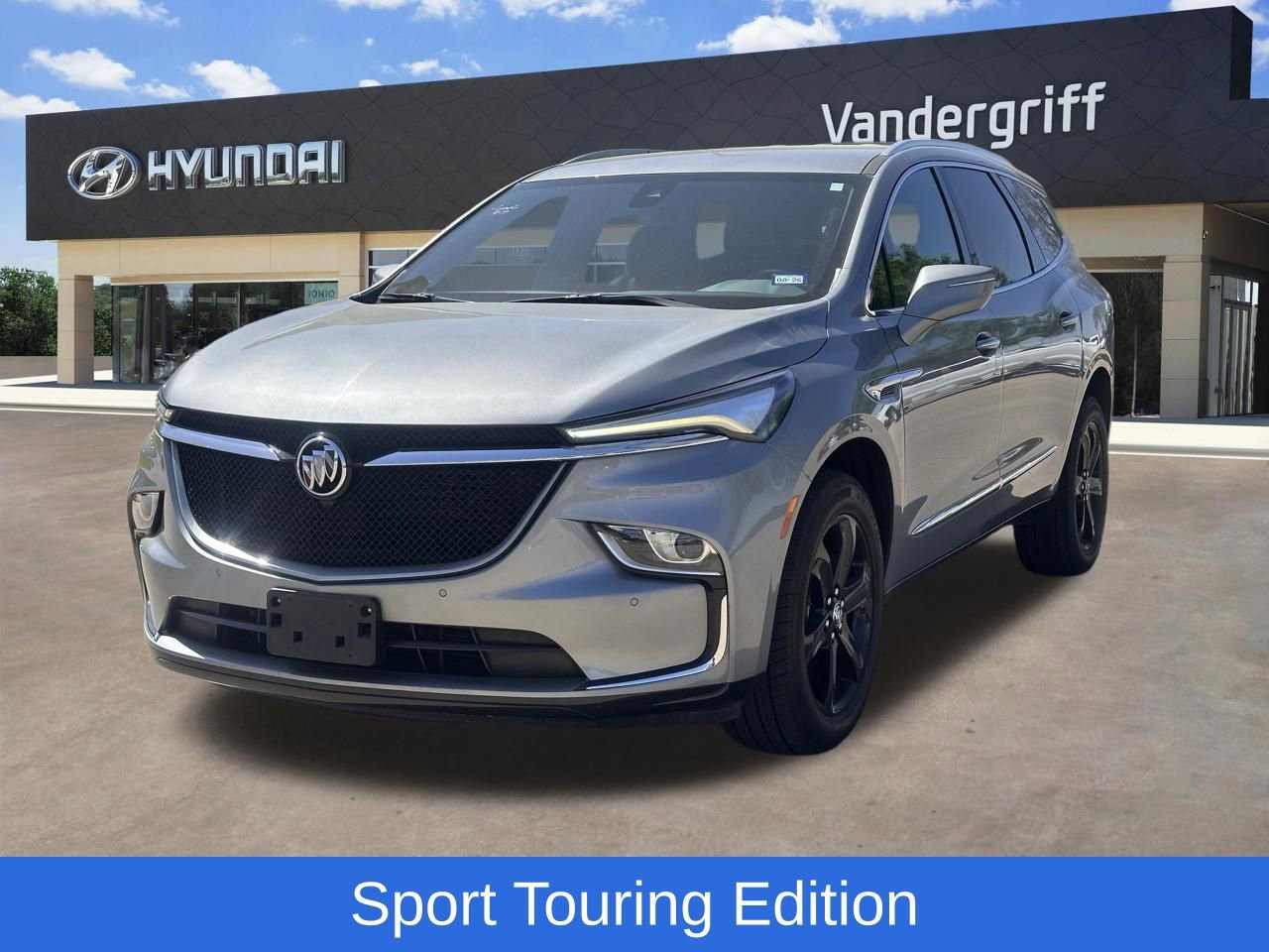 Used 2023 Buick Enclave Essence w/ Sport Touring Edition image 2