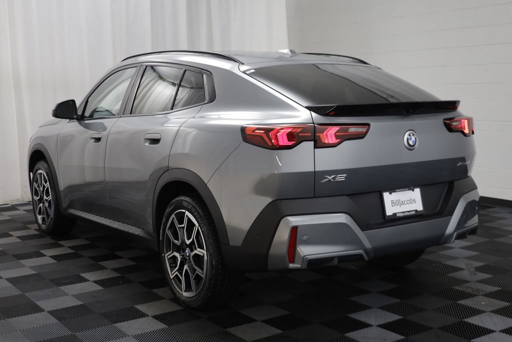 New 2026 BMW X2 xDrive28i w/ Technology Package AWD/4WD image 15