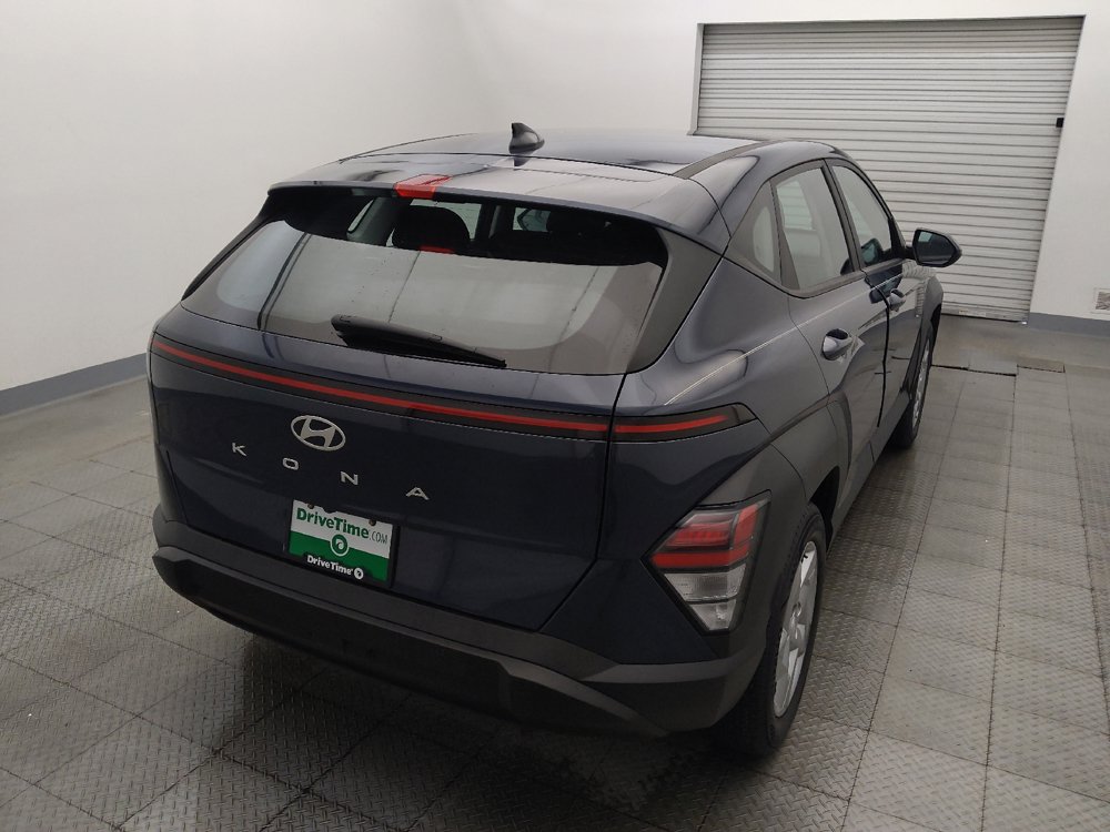 Used 2024 Hyundai Kona SE FWD image 7