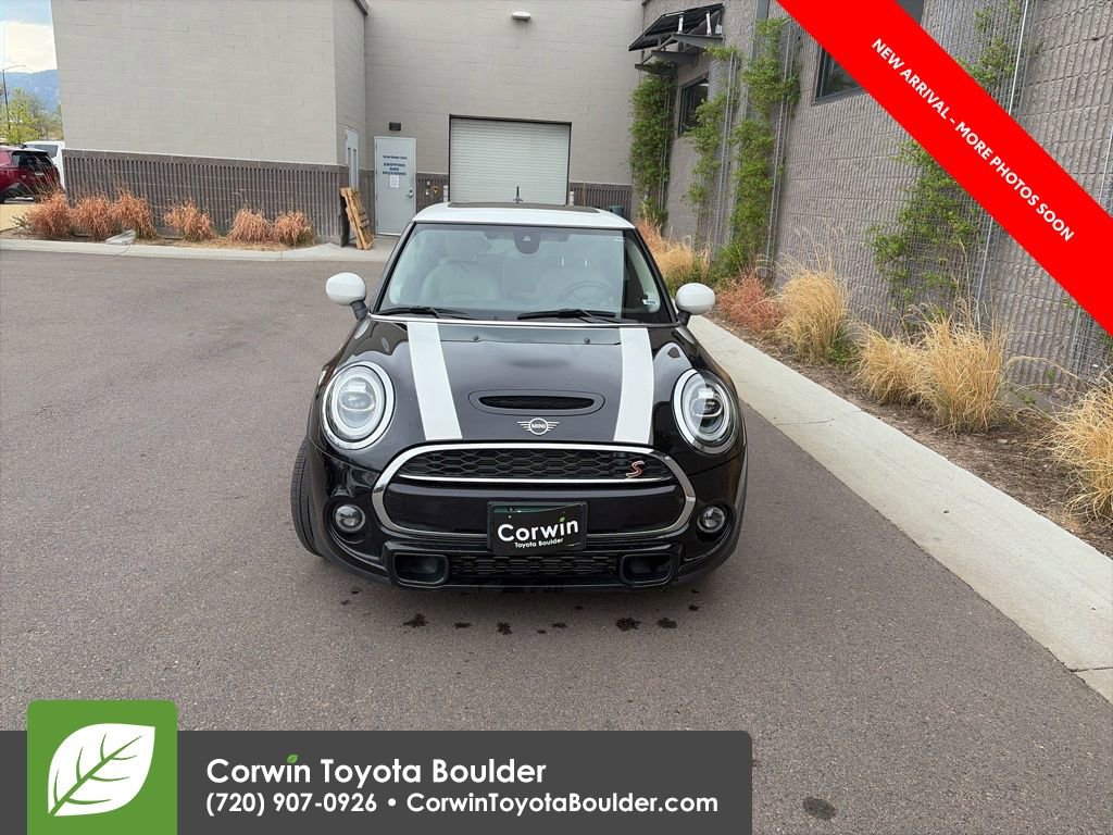 Used 2020 MINI Cooper S w/ Signature Upholstery Package image 2