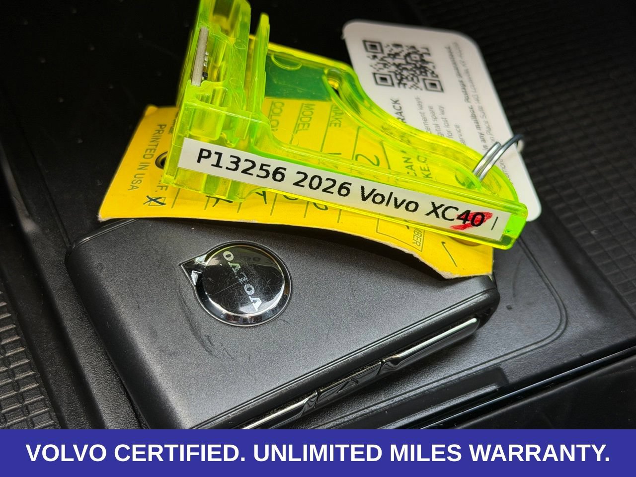 Certified 2026 Volvo XC40 B5 Plus AWD/4WD image 30