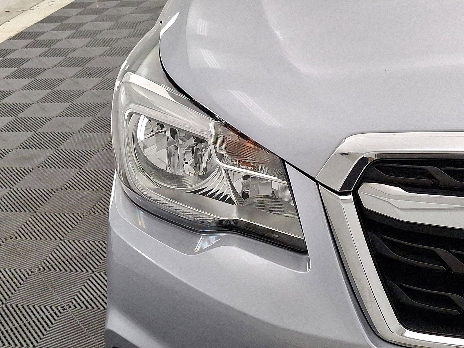 Used 2017 Subaru Forester 2.5i Premium w/ Protection Package #1 AWD/4WD image 28