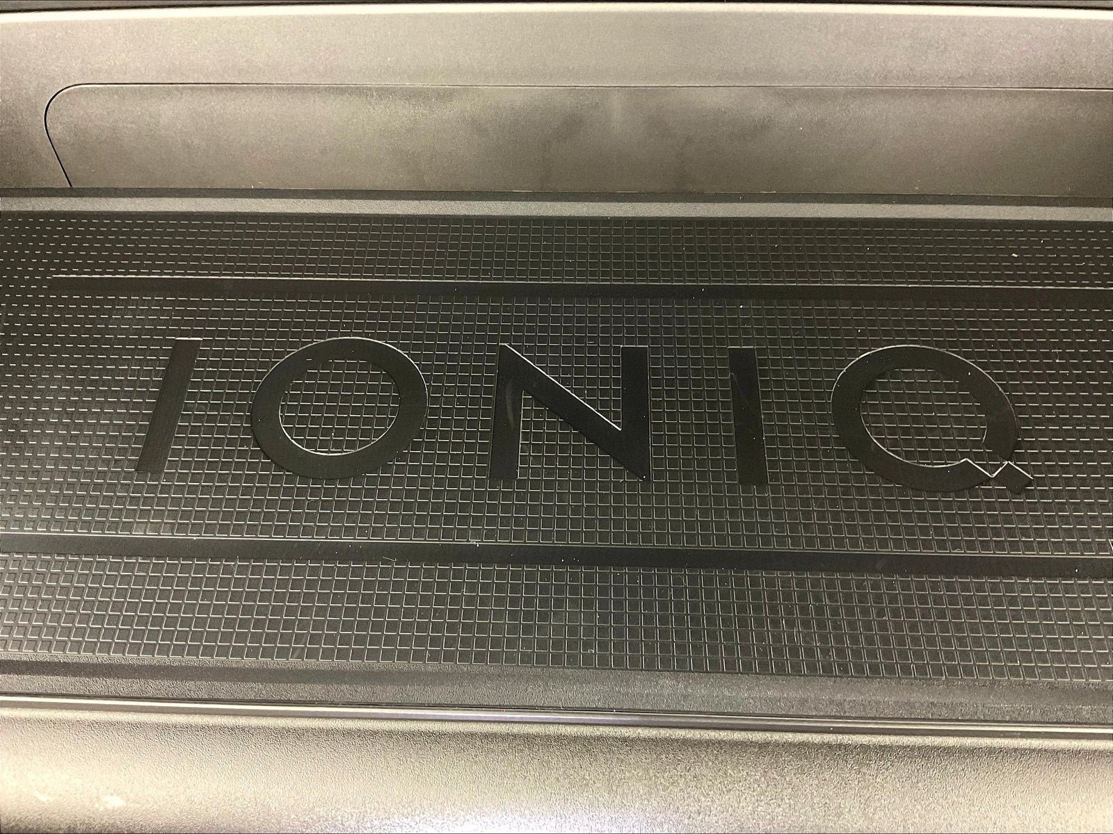 Used 2024 Hyundai Ioniq 6 Limited AWD/4WD image 30