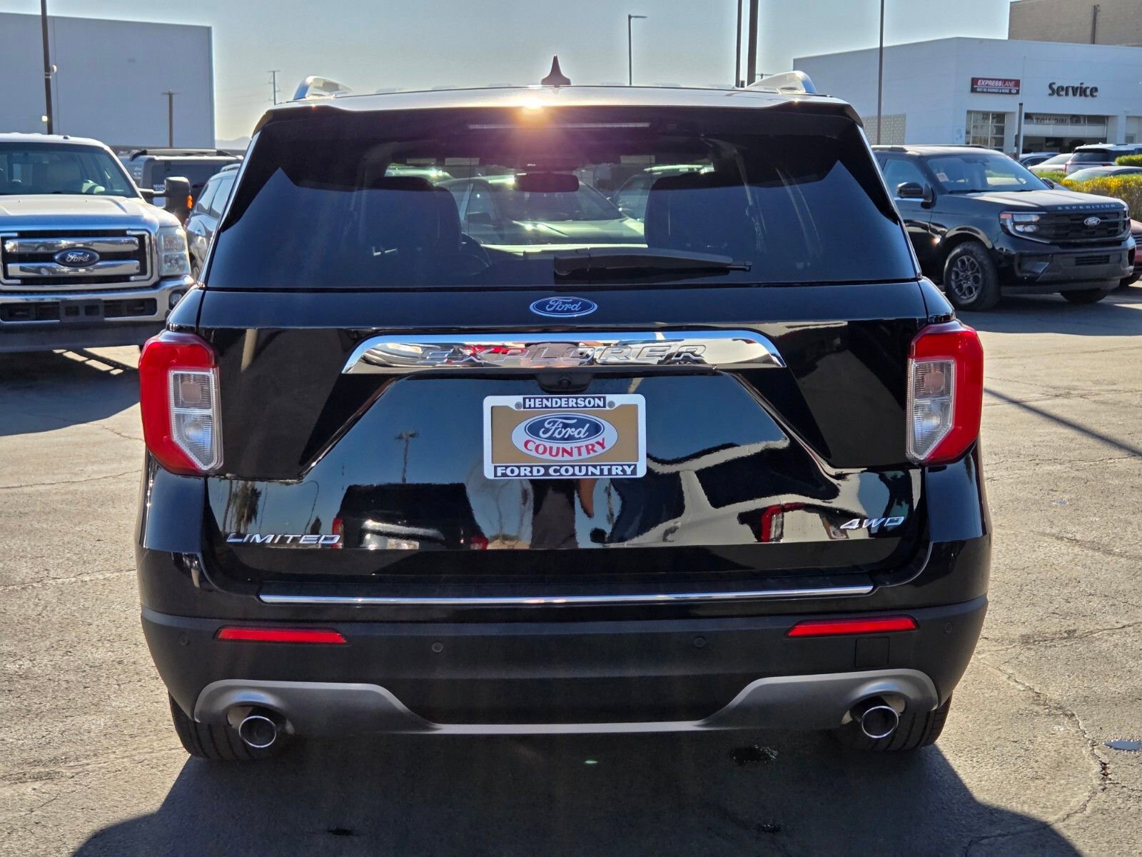 Certified 2024 Ford Explorer Limited w/ Equipment Group 301A image 5