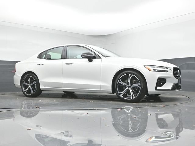 Used 2024 Volvo S60 B5 Ultimate image 35
