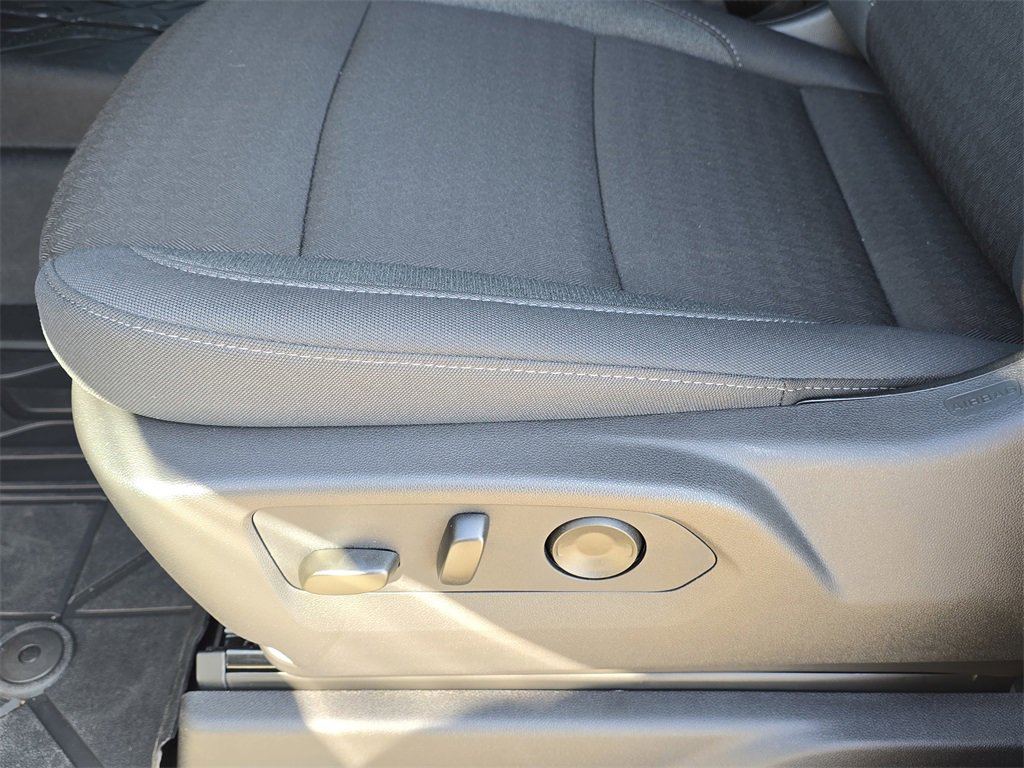 New 2026 Chevrolet Silverado 1500 LT w/ Safety Package image 29