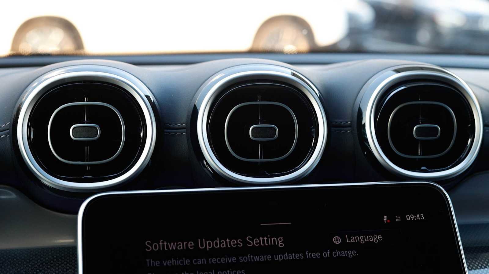 New 2026 Mercedes-Benz GLC 300 GLC 300 image 16