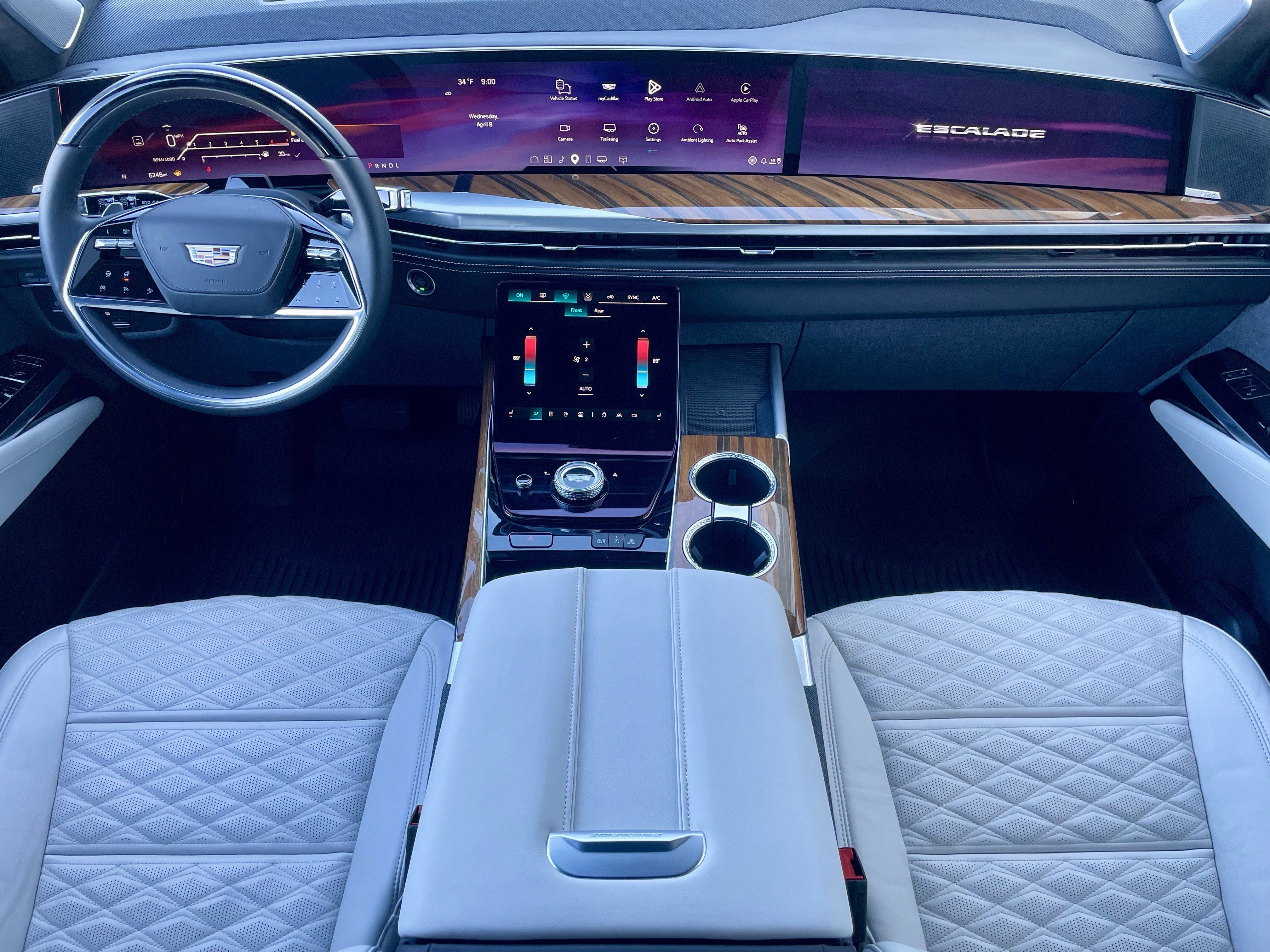 Used 2025 Cadillac Escalade Sport Platinum w/ LPO, ONYX Package image 16