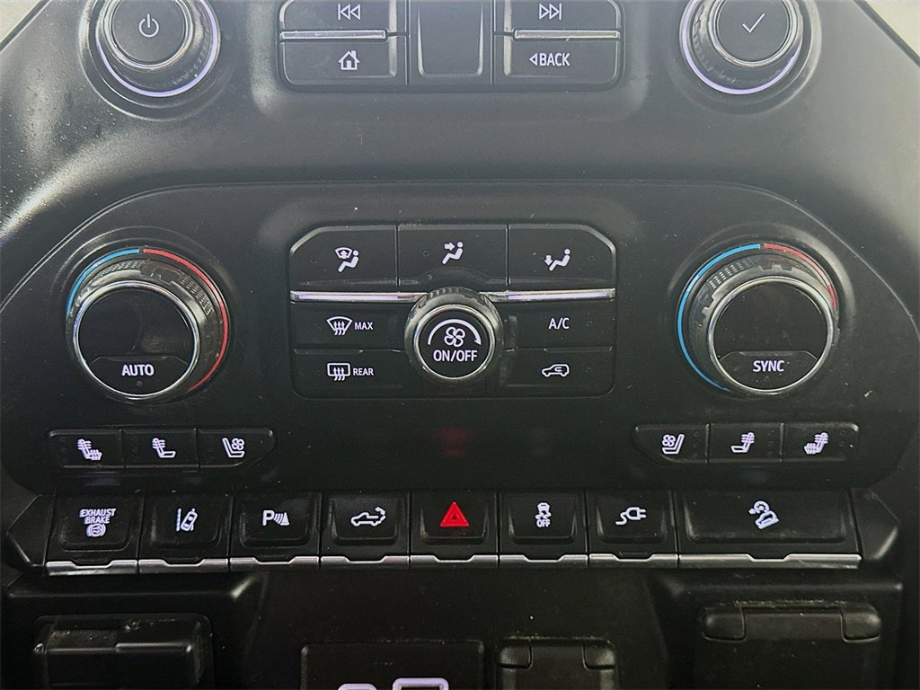 Used 2021 Chevrolet Silverado 2500 LTZ w/ LTZ Premium Package image 17