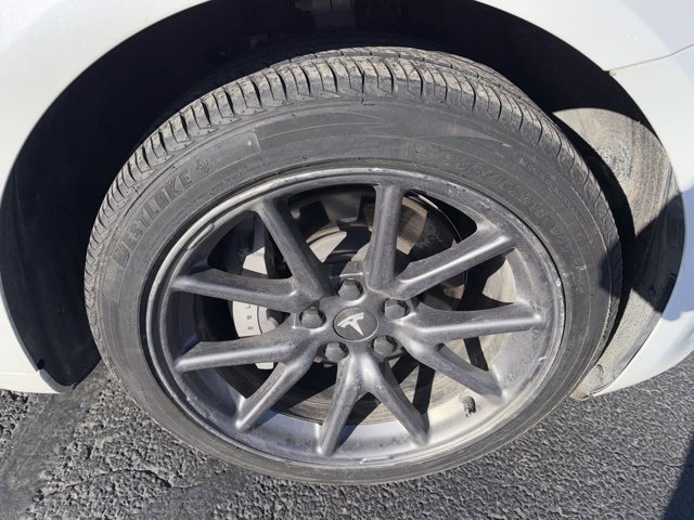 Used 2019 Tesla Model 3 Standard Range image 27