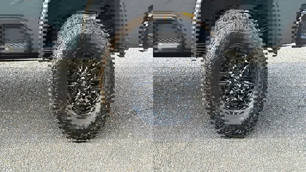 New 2026 Chevrolet Silverado 2500 ZR2 w/ LPO, Dark Essentials Package image 9