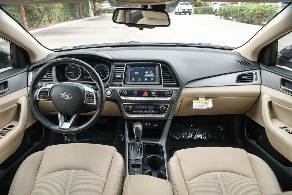 Used 2019 Hyundai Sonata SEL w/ Tech Package 02 FWD image 14