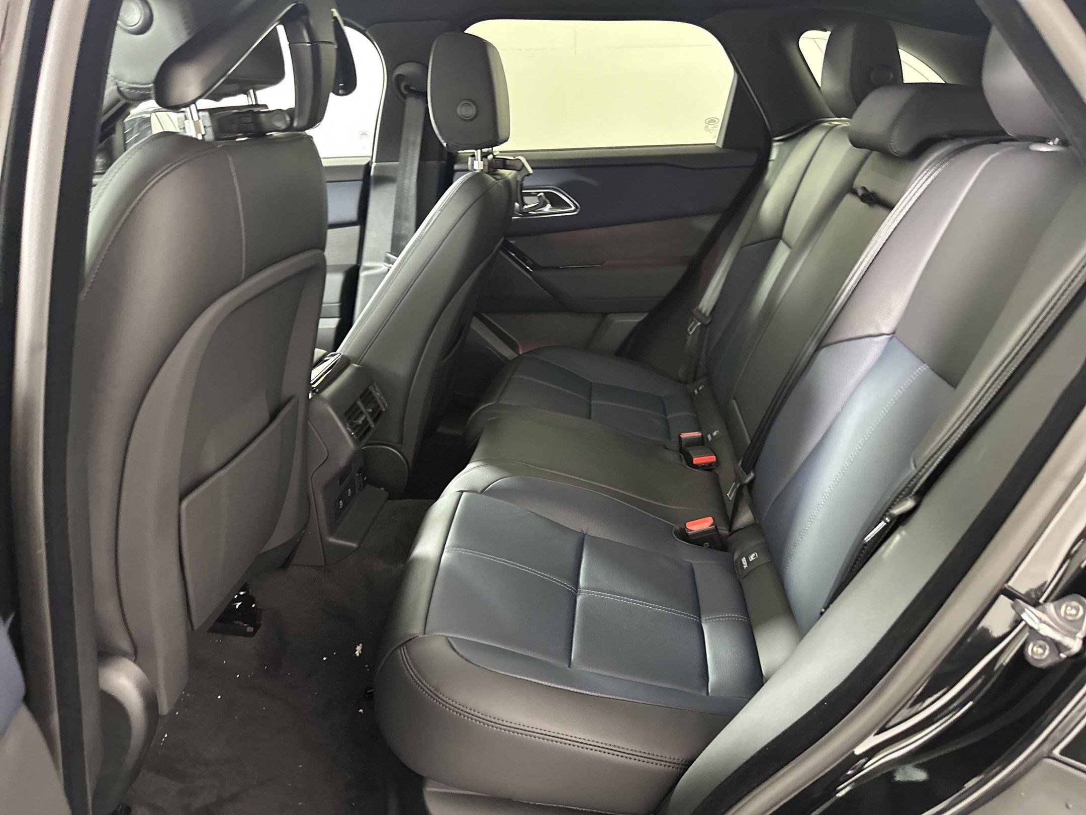 New 2026 Land Rover Range Rover Velar S image 11