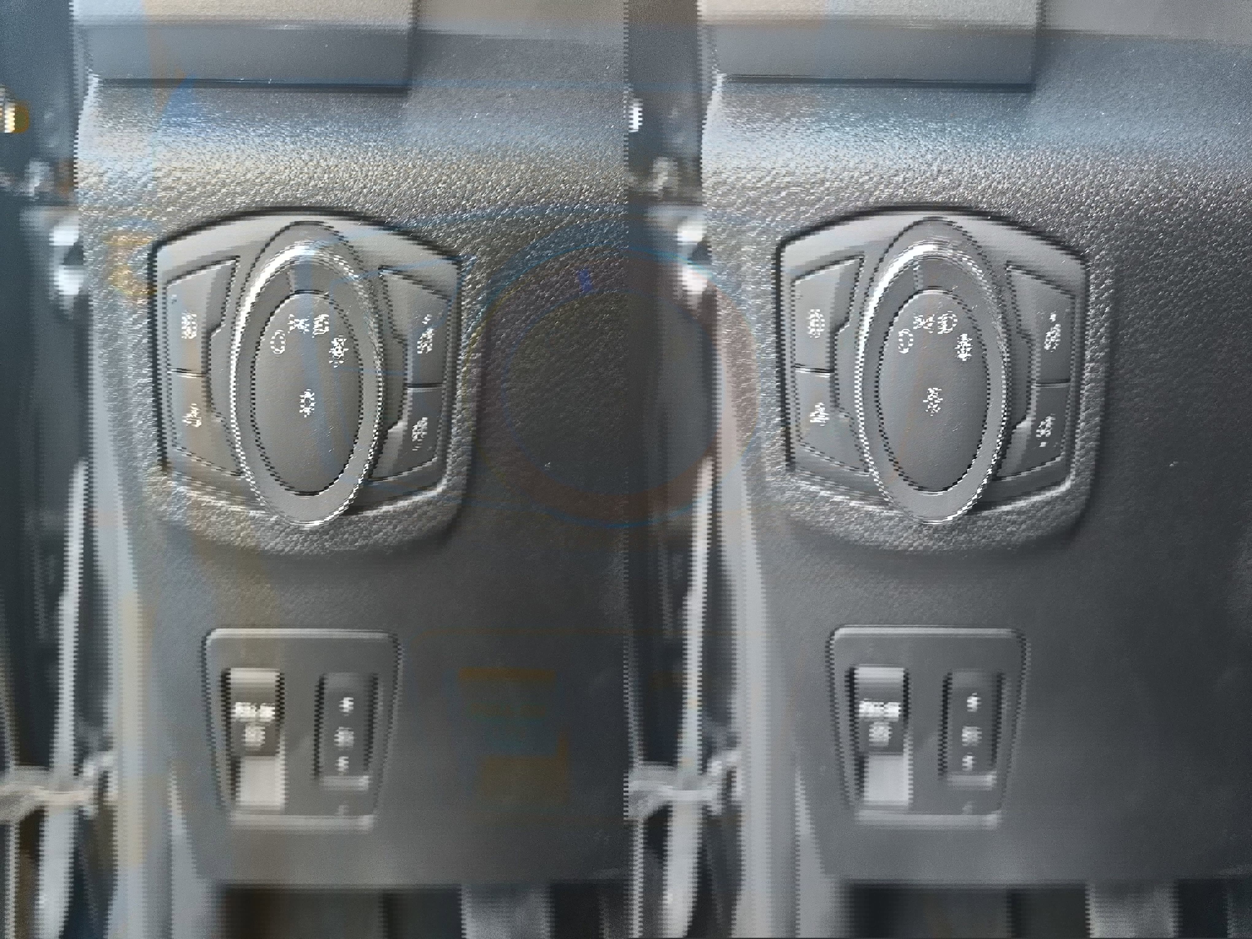 Used 2018 Ford F150 XLT w/ Equipment Group 302A Luxury image 28