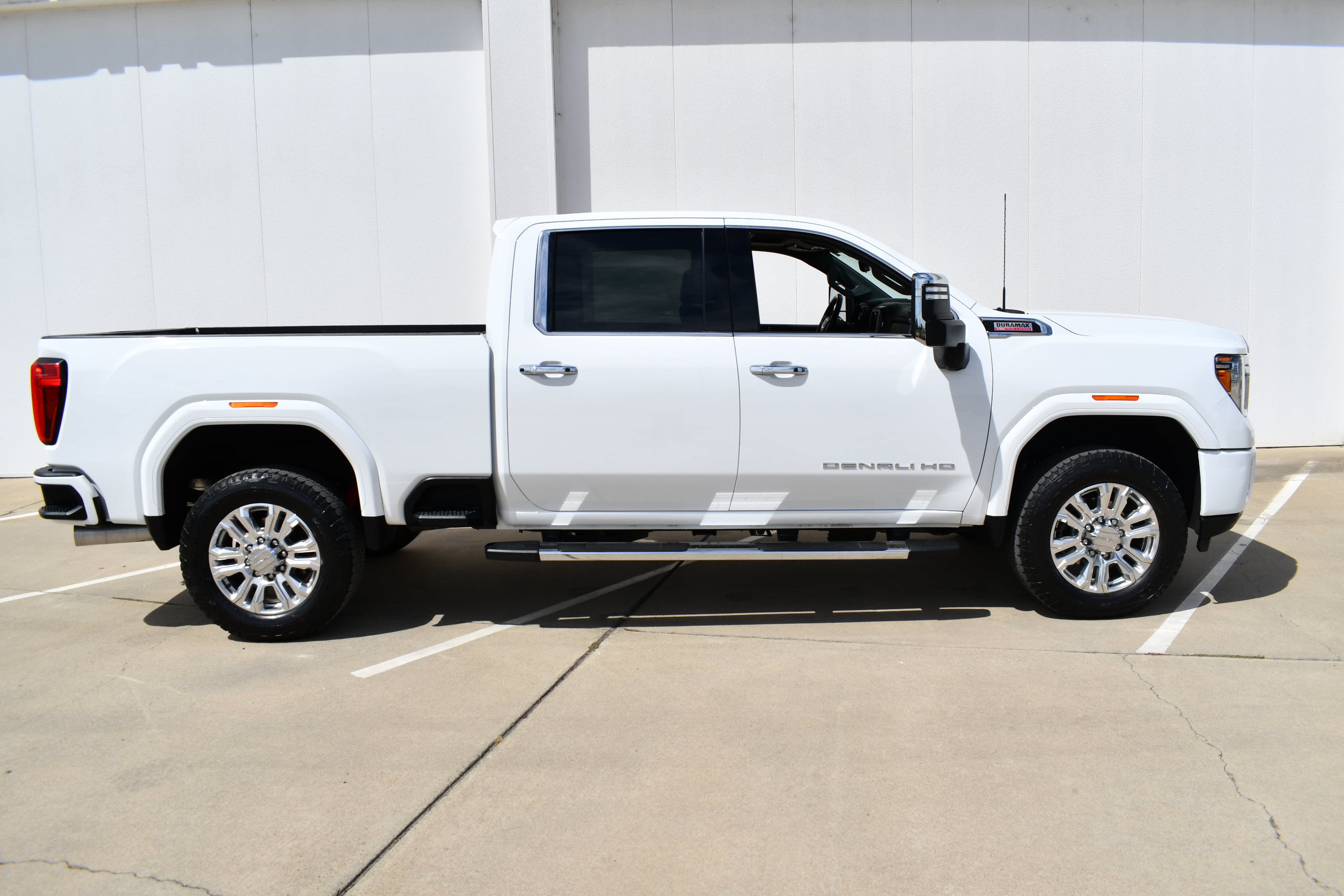 Used 2020 GMC Sierra 2500 Denali w/ Denali Ultimate Package AWD/4WD image 6