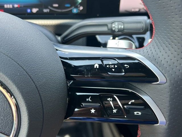 Used 2025 Mercedes-Benz CLA 250 image 21