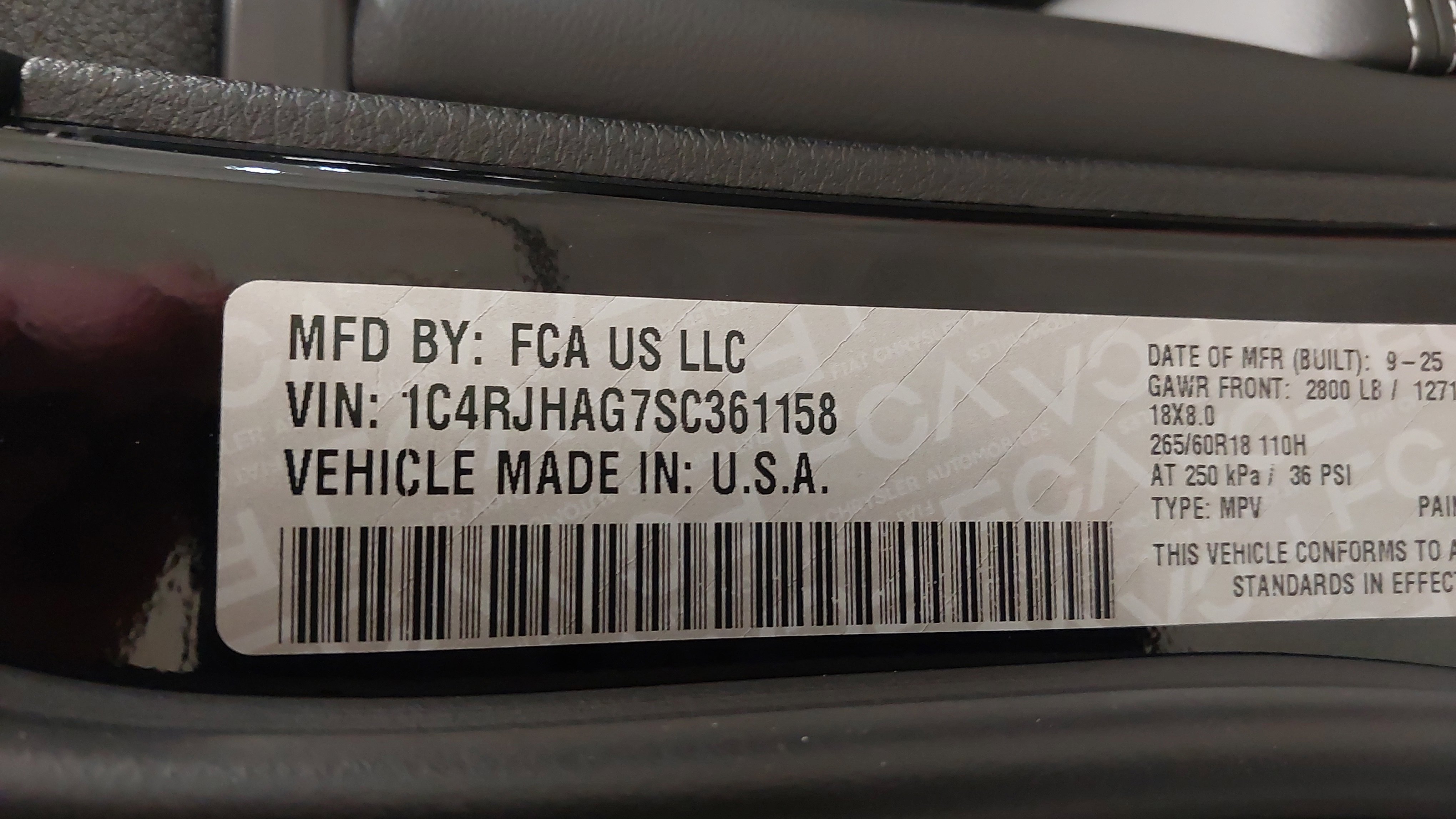 New 2025 Jeep Grand Cherokee Altitude image 34