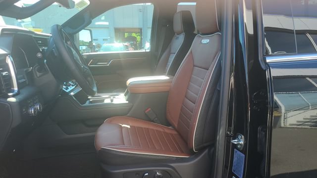 New 2026 GMC Sierra 2500 Denali Ultimate AWD/4WD image 14