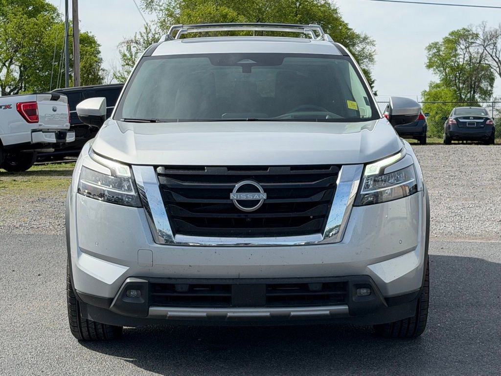 Used 2023 Nissan Pathfinder Platinum w/ Cargo Package image 9