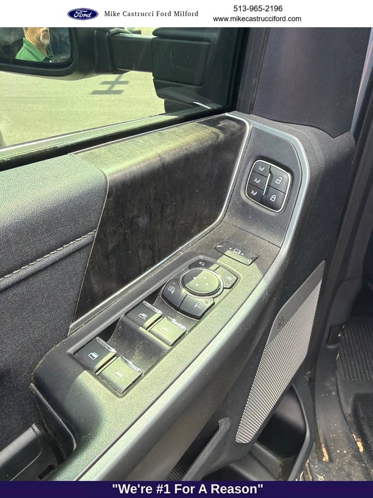 Used 2025 Ford F350 Lariat w/ Chrome Package AWD/4WD image 11