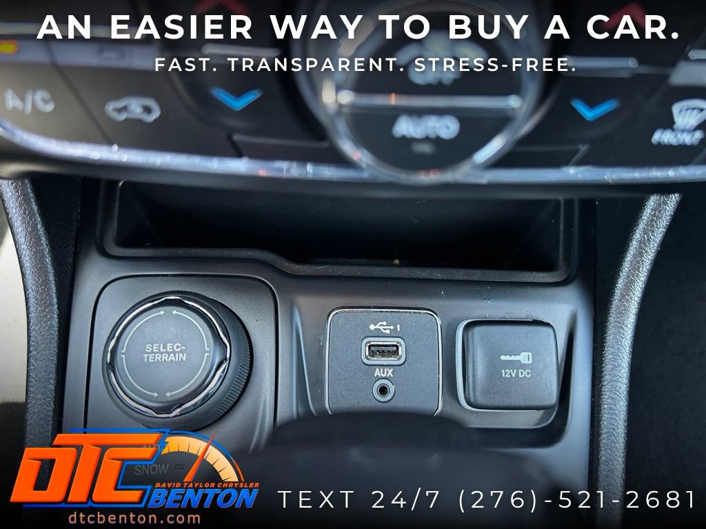 Used 2021 Jeep Cherokee Latitude Lux w/ Comfort/Convenience Group AWD/4WD image 23