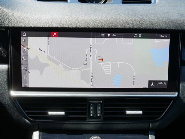 Used 2020 Porsche Cayenne image 33