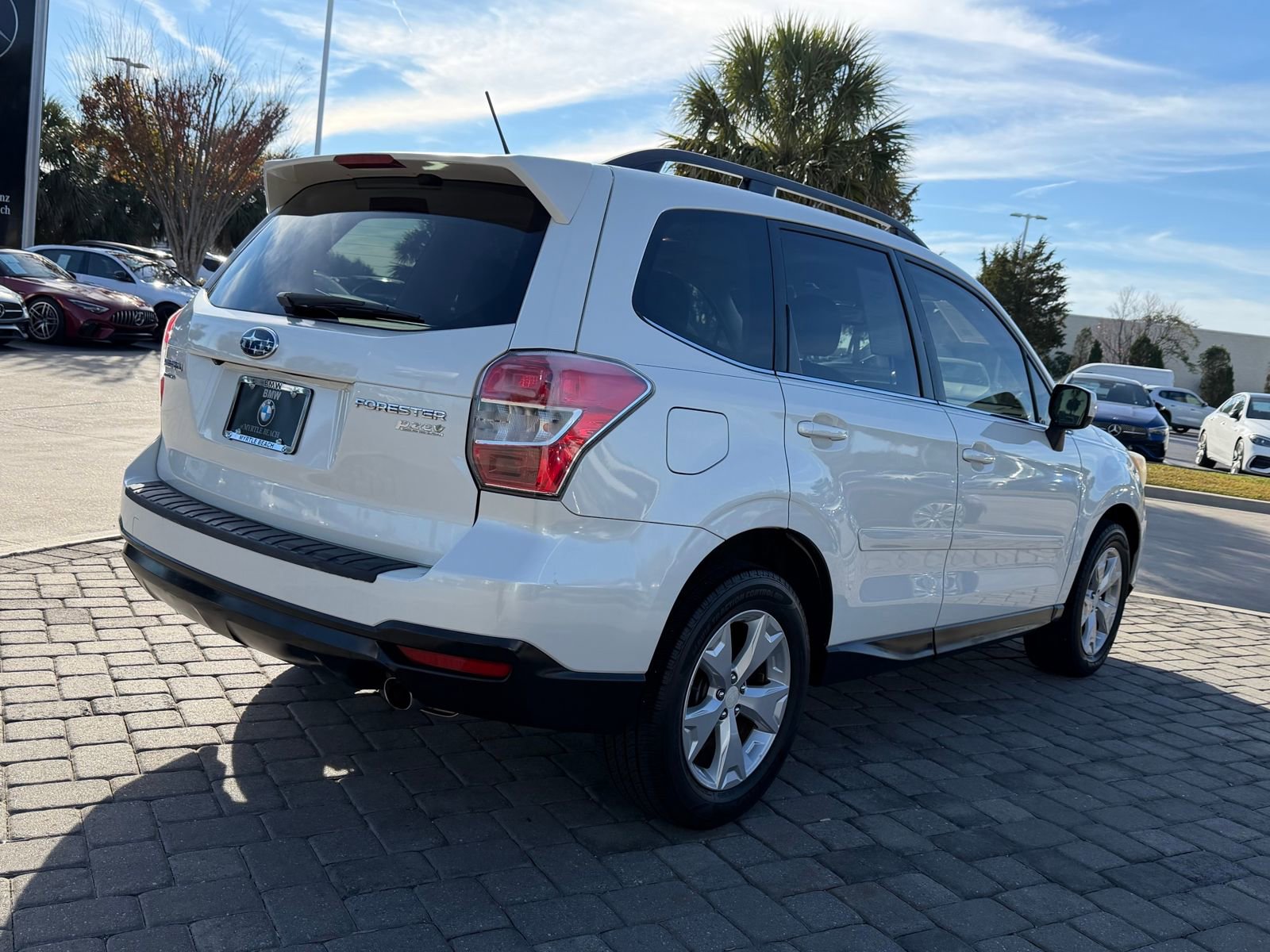 Used 2015 Subaru Forester 2.5i Limited image 8