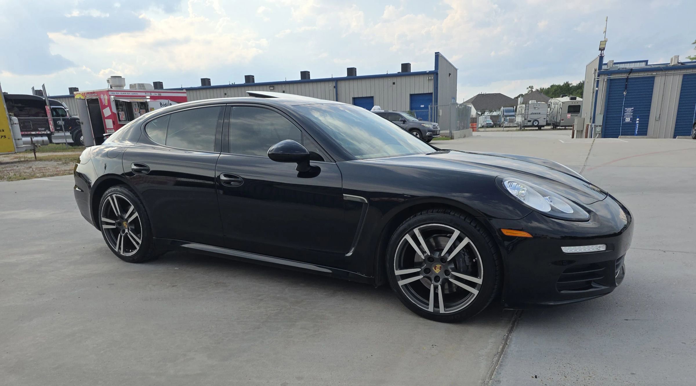 Used 2015 Porsche Panamera 4 image 8