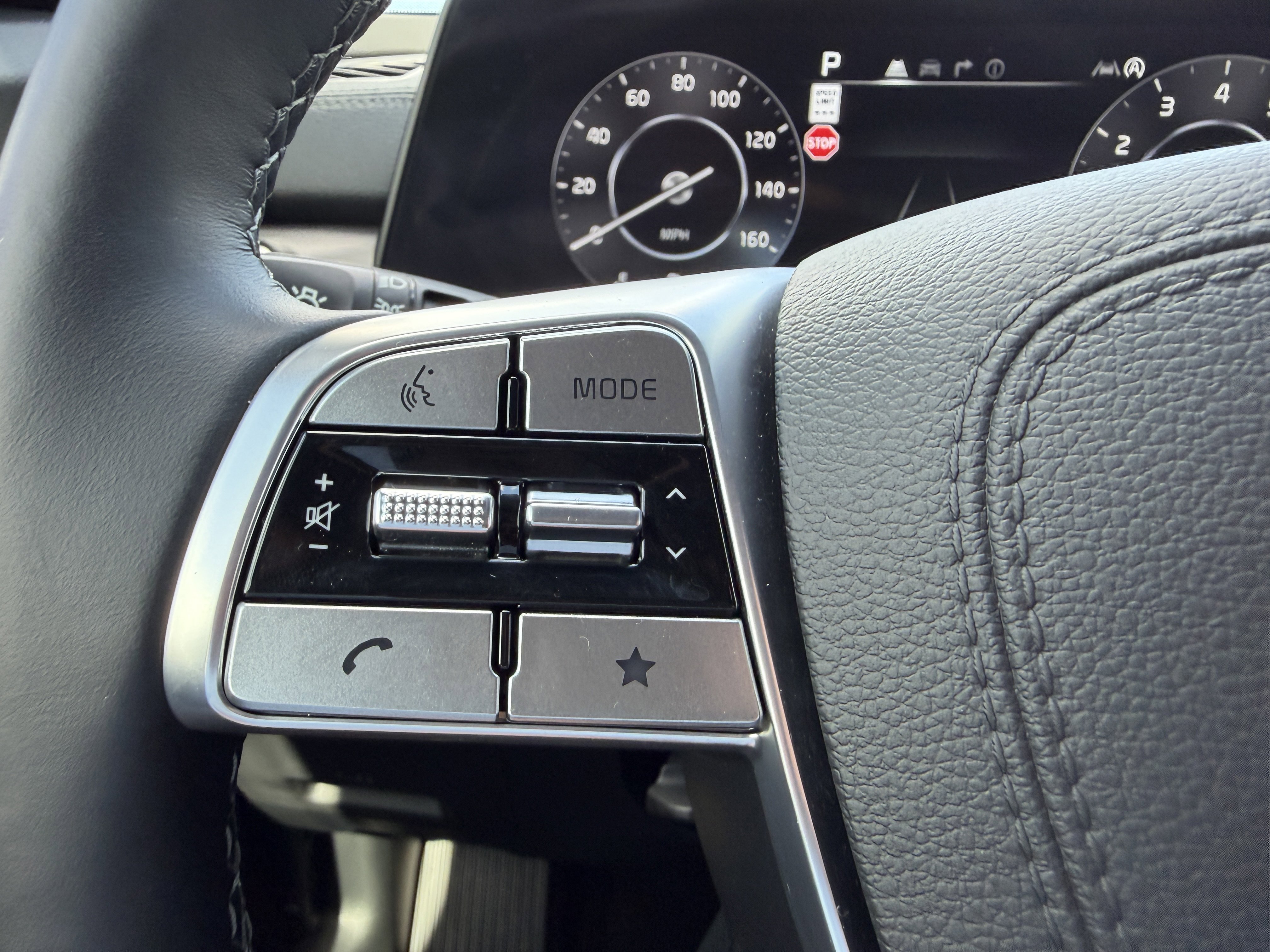 Used 2023 Kia Telluride SX Prestige X-Pro image 32