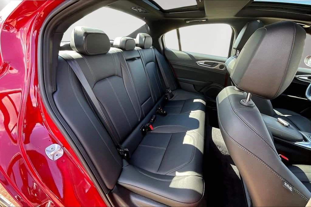 Used 2024 Alfa Romeo Giulia Ti image 25